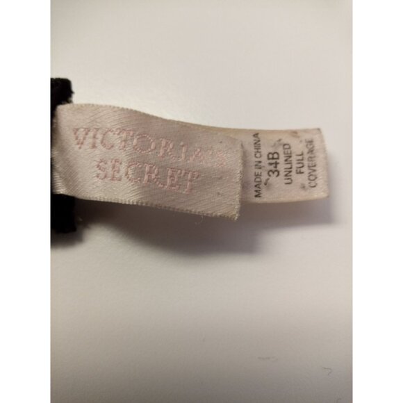 Victoria's Secret Women's Set of Push Up Bra Size 34B - Picture 11 of 13